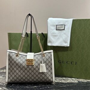 Gucci Beige GG Supreme Top-Handle Tote with Gold Hardware